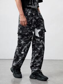 ROMWE MEN Guys Camo & Letter Graphic Cargo Pants - Multicolor - View 3