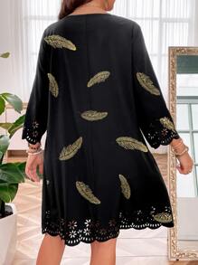 SHEIN LUNE Plus Feather Print Laser Cut Scallop Trim Dress - Black - View 2