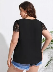 SHEIN Frenchy Plus Contrast Lace Scallop Trim Button Front Blouse - Black - View 2