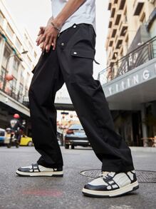 Manfinity Men Flap Pocket Drawstring Waist Cargo Trousers - Black - View 3