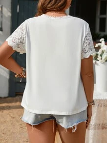 SHEIN LUNE Plus Floral Print Contrast Lace Tee - White - View 2