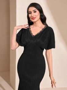 Modelyn 蕾絲邊魚尾裙下擺連衣裙不附腰帶 - 黑色 - 查看 5