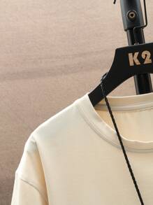 Manfinity EMRG Men Plus Slogan & Cartoon Graphic Tee - Khaki - View 3