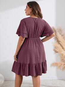 SHEIN LUNE Vestido De Verano De Talla Grande Con Mangas Y Dobladillo Con Volantes Y Color Solido