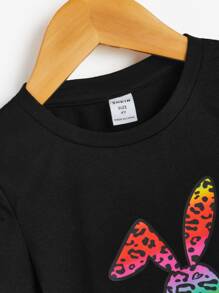 SHEIN Niñas Camiseta con estampado de conejo y letra - Negro - Ver 3