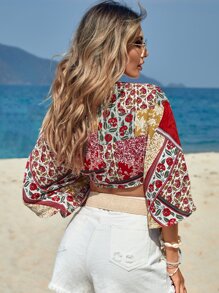 SHEIN VCAY Floral Print Batwing Sleeve Knot Front Crop Blouse