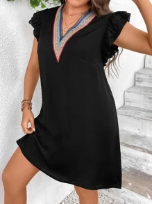 SHEIN LUNE 大碼蕾絲拼接蝴蝶袖連衣裙 - 黑色 - 查看 3