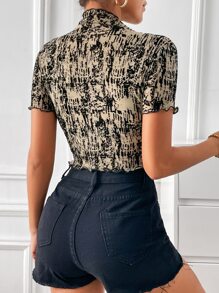 SHEIN Privé Allover Print Mock Neck Crop Tee