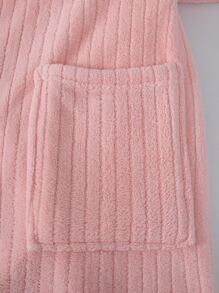 1pc Coral Fleece 3D Striped Hooded Bathrobe, Loungewear, Spa, Sauna, Swimming, Gift - Pink - View 11