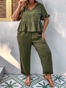 SHEIN LUNE 大碼荷葉袖花邊下擺上衣和褲子 - 軍綠色 - 查看 5