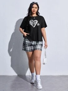 SHEIN EZwear 大碼愛心圖案T恤和格紋短褲 - 黑與白 - 查看 2