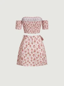 SHEIN MOD 印花露肩上衣和腰帶半身裙