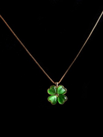 Clover Pendant Necklace