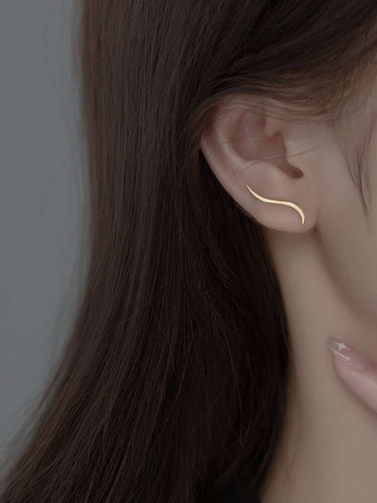 Minimalist Stud Earrings - Yellow Gold - View 5