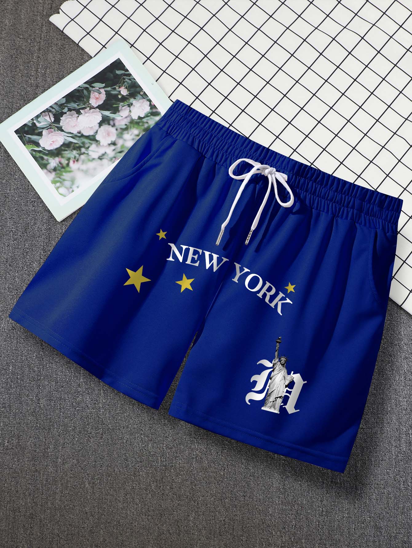 Manfinity Men Star & Letter Graphic Drawstring Waist Shorts - Royal Blue - View 1