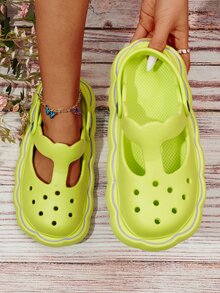 Women Cut Out Slingback Vented Clogs, Preppy Green EVA Clogs - Green - View 4