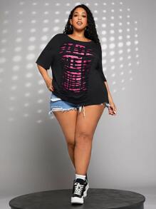 SHEIN CURVE+ Plus Letter Graphic Drop Shoulder Tee - Black - View 8