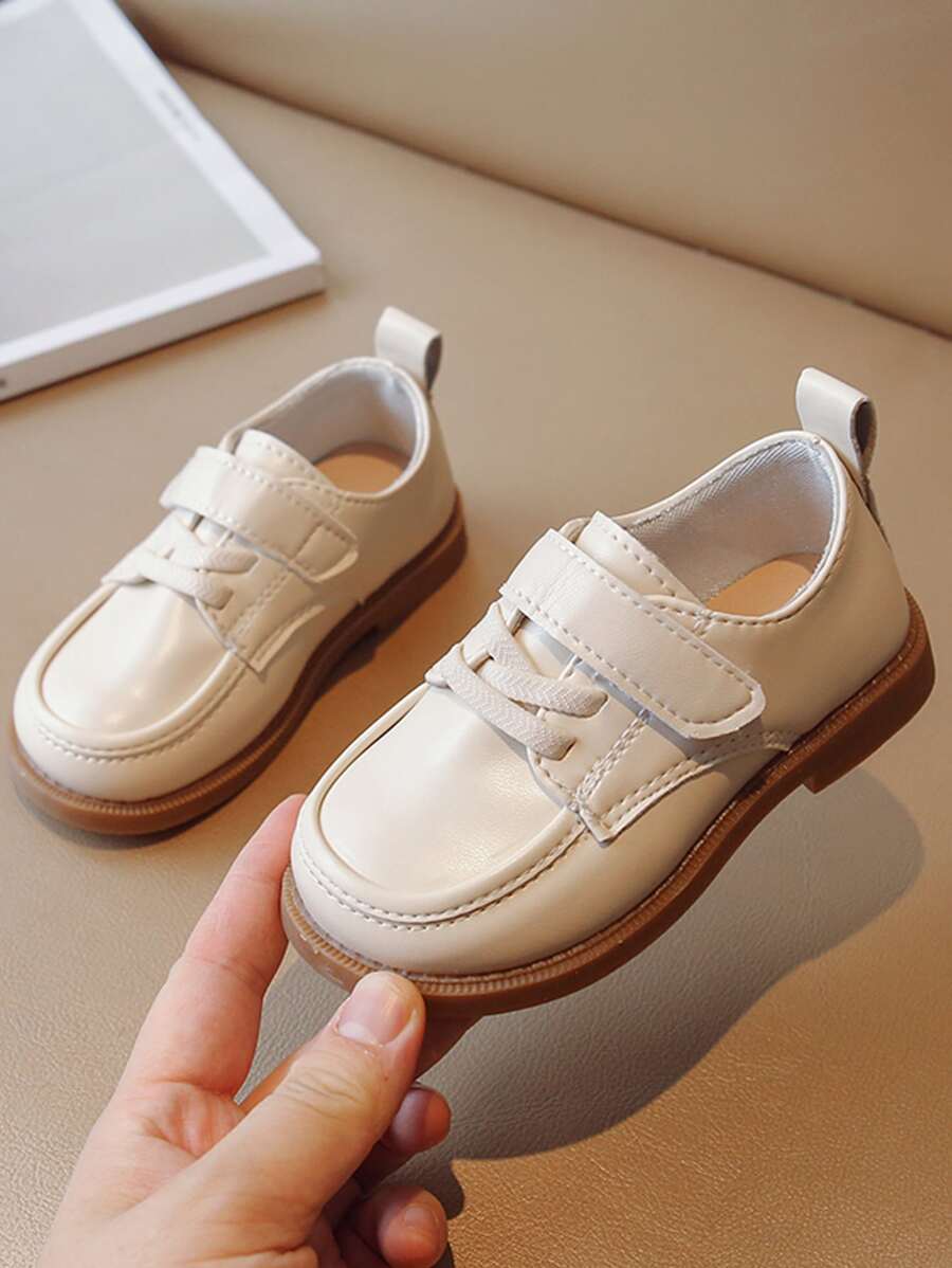 1雙男童白色魔鬼氈平底校鞋，適用於春夏季 - 米色 - 查看 1