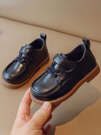 1pair Boys' Fashionable Black Flat Shoes, Ideal For Spring And Summer