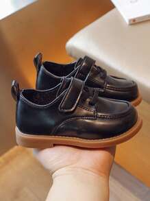 1pair Boys' Fashionable Black Flat Shoes, Ideal For Spring And Summer