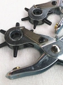 1pc Belt Hole Puncher, Simple Stainless Steel Multifunction Punch Tool For Belt - Red - View 4