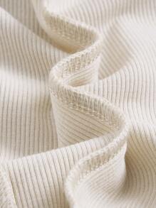 SHEIN x Marika Sila SHEIN MOD Solid Crop Cami Top