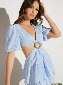 Soleia Vestido con abertura con diseño de aro O de manga farol bajo con fruncido - Celeste - Ver 4
