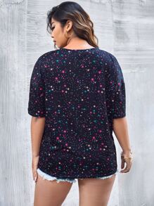 SHEIN LUNE Plus Galaxy Print Keyhole Neckline Drop Shoulder Tee - Navy Blue - View 2