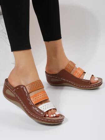 女士舒服鏤空時尚夏天坡跟涼鞋