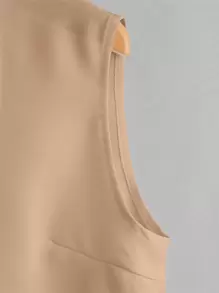 SHEIN LUNE 素色前紐扣無袖襯衫 - 卡其色 - 查看 5