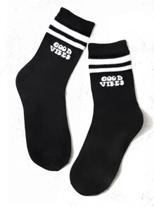 1雙幼童字母圖案休閒中筒襪