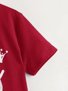 SHEIN 男孩字母和皇冠圖案T恤 - 酒紅色 - 查看 3