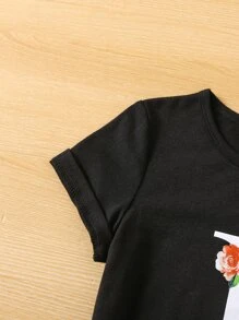 SHEIN Young Girl Black Cute T-shirt With Flower Print & Letter Detail, Round Neck And Regular Sleeve For Summer - Black - View 6