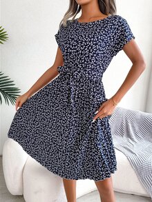 Ditsy Floral Print Batwing Sleeve Pleated Hem Belted Dress - Blue and White - View 5