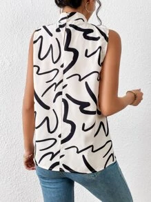 SHEIN Privé Graphic Print Keyhole Back Sleeveless Blouse - Black and White - View 2