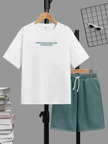 SHEIN 男孩標語和印花T恤和短褲