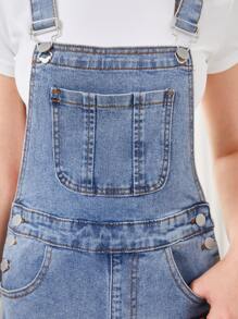 SHEIN 青少年女孩補丁貼口袋破洞牛仔背帶褲 - 淺色水洗藍 - 查看 5