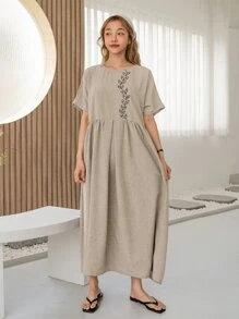 DAZY Batwing Sleeve Leaf Embroidery Smock Dress - Beige - View 5