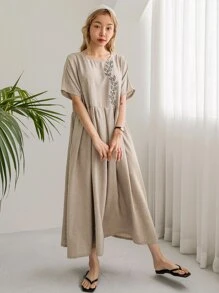 DAZY Batwing Sleeve Leaf Embroidery Smock Dress - Beige - View 6