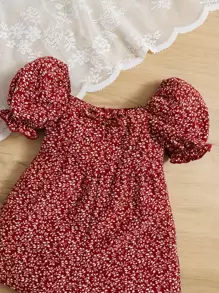 Baby Girl Allover Print Puff Sleeve Romper