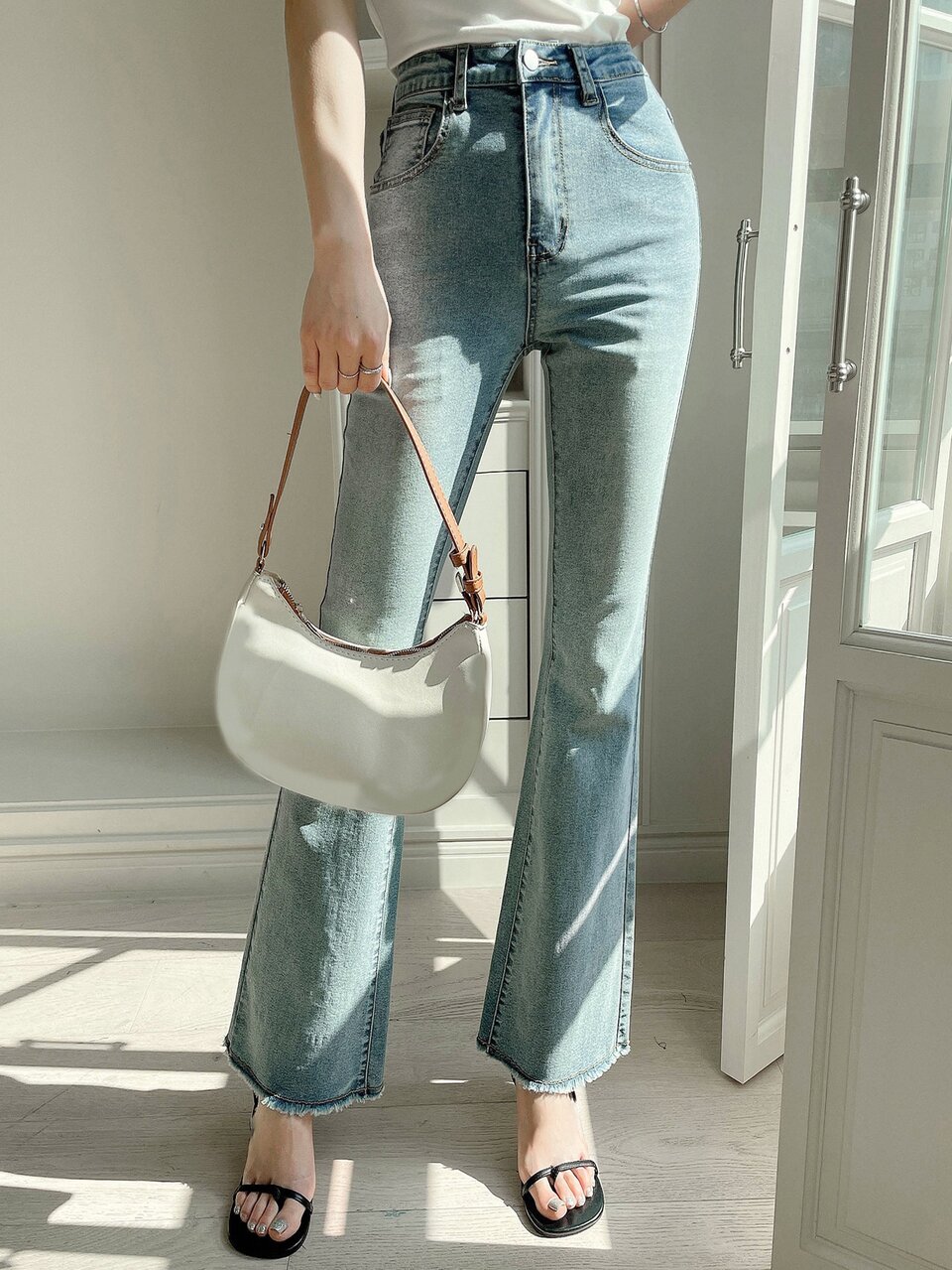 Solid Raw Hem Flare Leg Jeans