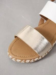 女士撞色人造皮革時尚平底涼鞋 - 金色 - 查看 6