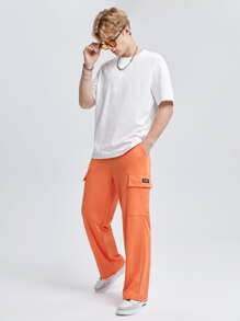 Manfinity 男士標語補丁貼側翻蓋口袋工裝衛褲 - 珊瑚橙 - 查看 8