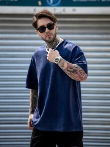 Men Solid Drop Shoulder Tee - Navy Blue - View 5