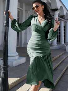 Modelyn Vestido de cuello cruzado de manga farol fruncido bajo con fruncido - Agua verde azul - Ver 1