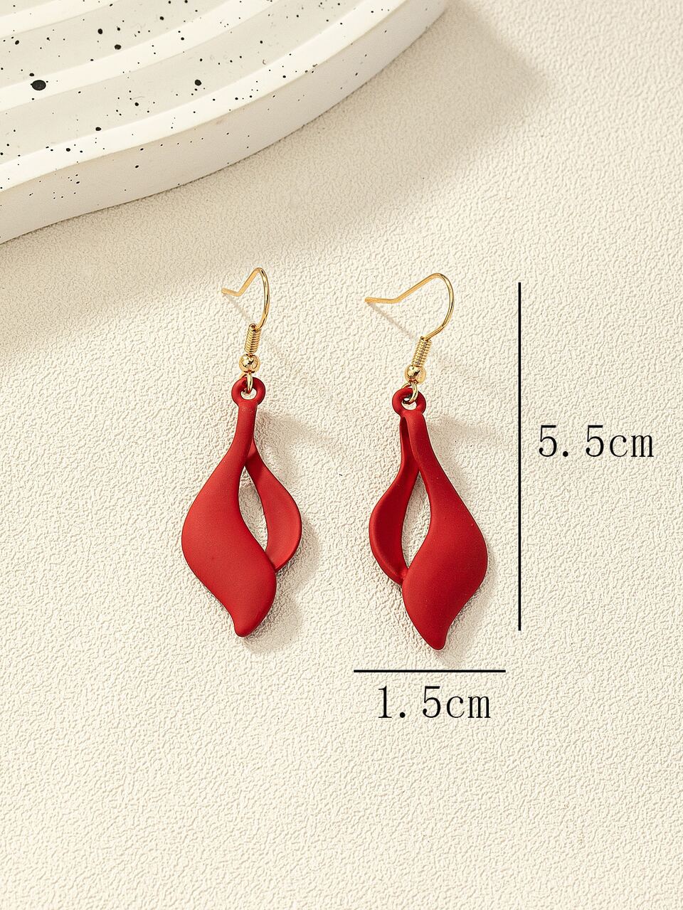 1 Pair Fashionable New Bestselling Spray Paint Flame Design Versatile Hollow Flame Earrings, Personalized Exaggerated Jewelry