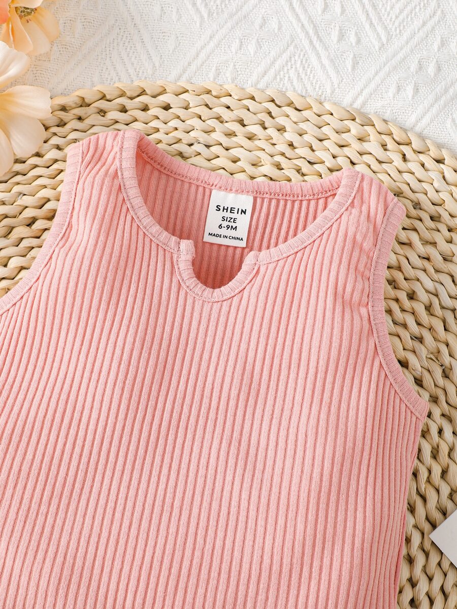 SHEIN Baby Girl Notched Neckline Tank Top & Bow Front Shorts SHEIN USA