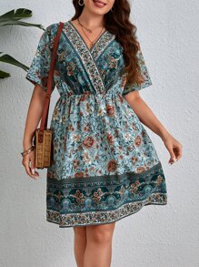 SHEIN 大碼印花交疊領連衣裙 - 彩色 - 查看 4