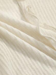 DAZY Áo croptop tay dài hở vai, viền bèo tây - Màu be - Xem 7