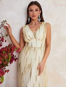 YISIKADO Contrast Sequin Mesh Overlay Maxi Formal Dress - Beige - View 6